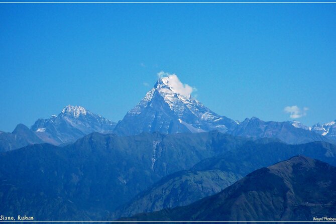 1 Hour Mount Everest flight from Kathmandu With Hotel Pick Up - Entering the Everest viewing moment: what you’ll see from the window