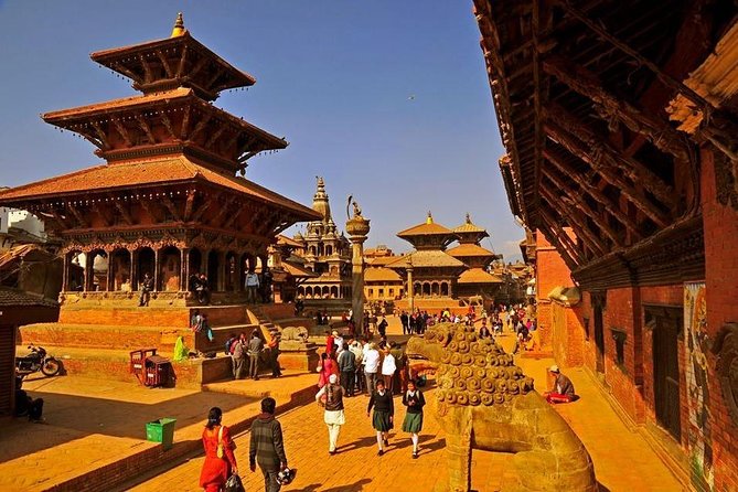 10 days Special Nepal Tour Package - Kathmandu arrival, welcome drink, and Thamel evening time
