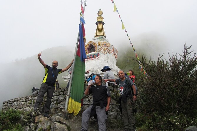 12 Days Everest Base Camp Trek - Lobuche: the push toward the high country