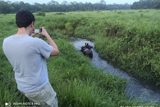 3 Nights 4 Days Chitwan National Park with Tower Night Stay - Tower and lodge comfort: what to expect in real terms