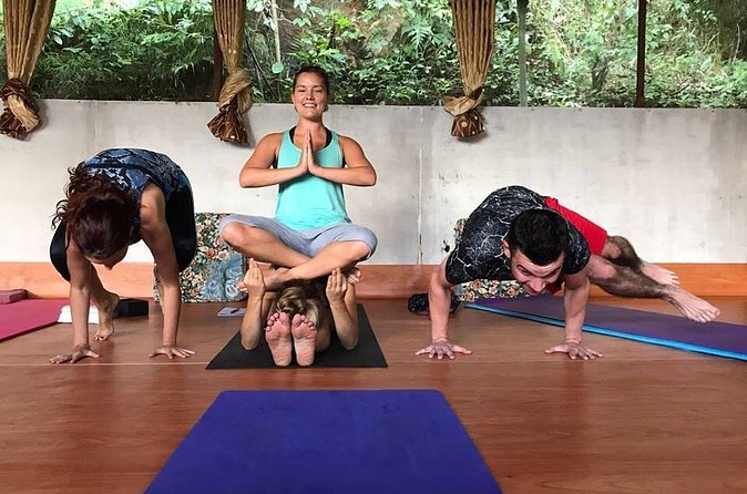 5 Days Hiking, Tour, Meditation and Yoga Retreat in Kathmandu, Nepal - Hiking Time Around the Valley (How the Outdoors Fits In)