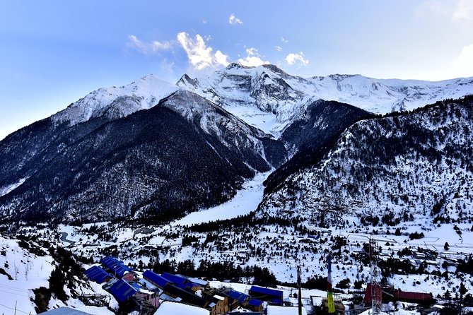 Annapurna Circuit Trek - Thorong La to Muktinath, then down to Jomsom