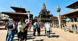 Bhaktapur & Nagarkot Day Tour with Lunch - Private/Group - Bhaktapur Durbar Square: where UNESCO feels personal