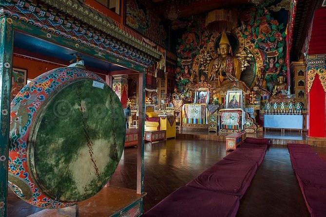 Buddhist Pilgrimage Tour In Nepal - Guide power: why the commentary is the real attraction
