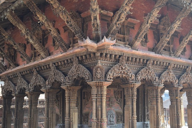 City tour of Bhaktapur and Patan Durbar Square - Price and value: what USD 110 buys you (and what you must add)