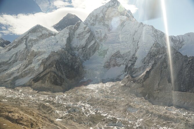 Everest base camp flight over by Helicopter from Kathmandu - Value and price: why $1,598 can still make sense