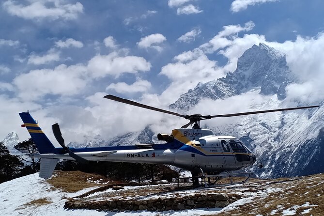 Everest base camp Helicopter Tour - Group Size and Timing: Why Small Matters on a Helicopter