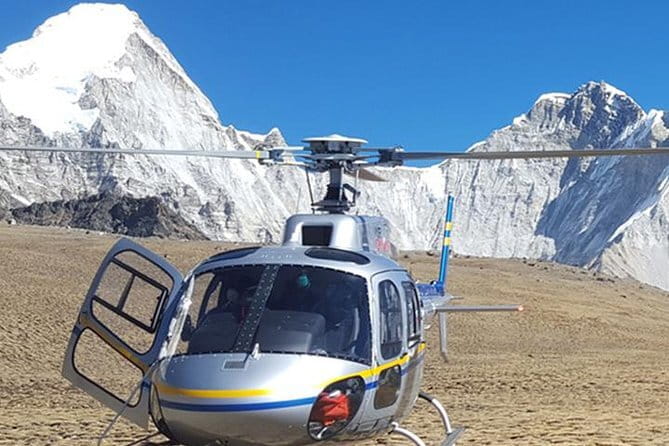 Everest Panorama Helicopter Tour - Your early start in Kathmandu: meeting point and the pickup promise