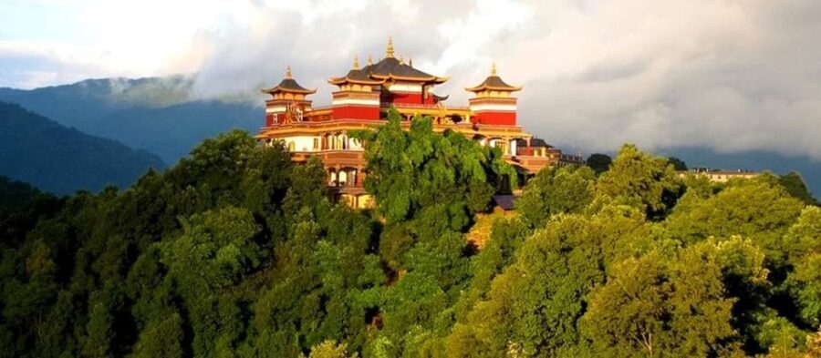 From Kathmandu: 2 Stupas and Kopan Monastery Spiritual Tour - Transportation, Pacing, and What to Do Between Stops
