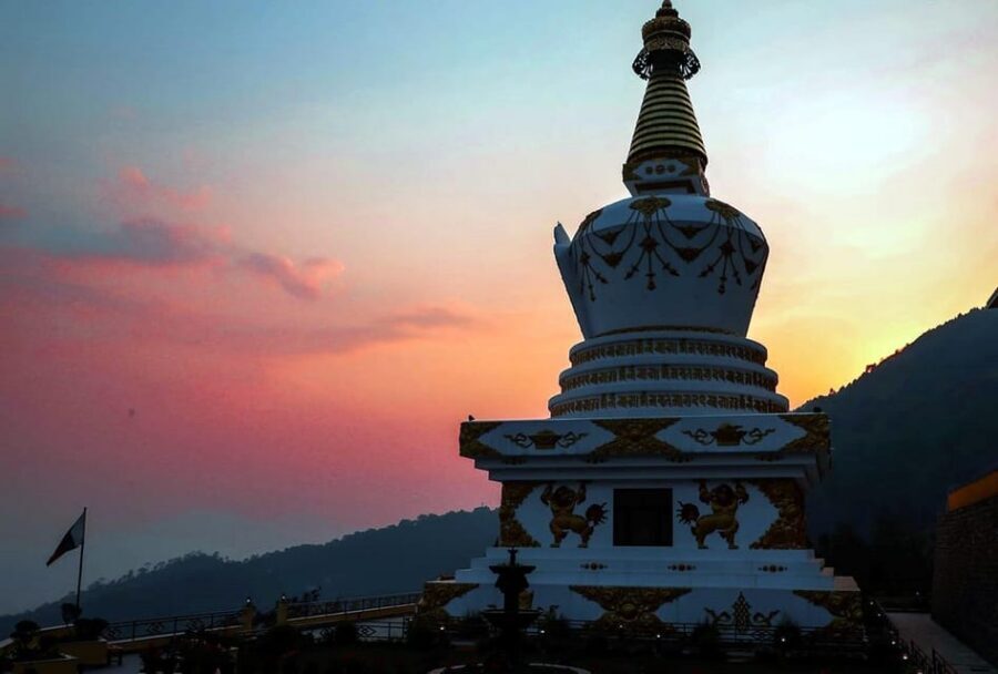 From Kathmandu: 2 Stupas and Kopan Monastery Spiritual Tour - What It Feels Like on the Ground: Quiet to Chanting