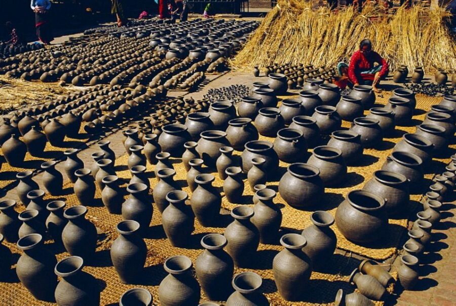 From Kathmandu: Half-Day Guided Tour of Bhaktapur - Leaving Kathmandu for Bhaktapur: The Logistics That Set the Tone