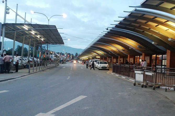 Kathmandu Airport Transfer to hotels – Easy, Safe & Hassle-Free - Comfort and Safety: What You Gain vs. Taxi Chaos