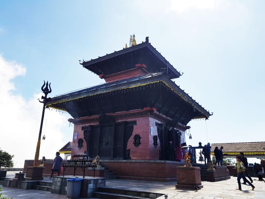 Kathmandu: Chandragiri Cable Car and Monkey Temple Tour - Bhaleshwor Mahadev Temple and the view tower game
