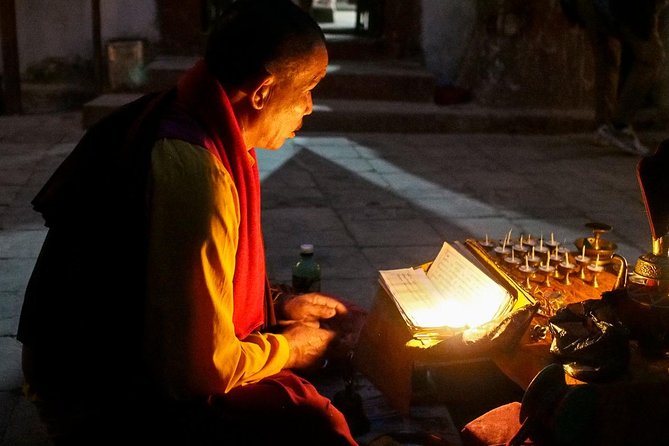 Kathmandu City in One Day with Bodhnath Stupa - Boudhanath Stupa: big Buddhist worship energy