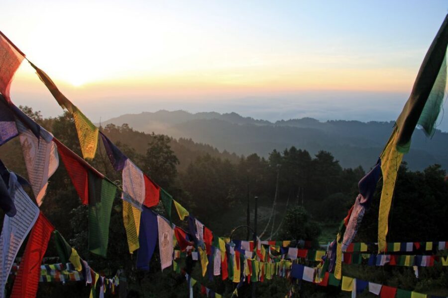 Kathmandu: Nagarkot Sunrise Tour with Day Hike - H2: Breakfast at Nagarkot: More Than Just Fuel