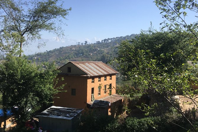 Nagarkot Sunrise View and Day Hiking from Kathmandu - The breakfast and lunch breaks: how to eat like you’re nearby