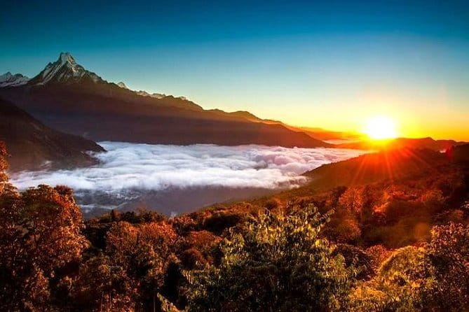 Nagarkot Sunrise View & Day Hiking with Lunch - Private/Group - Private vs. Group: Choosing the Right Social Mix
