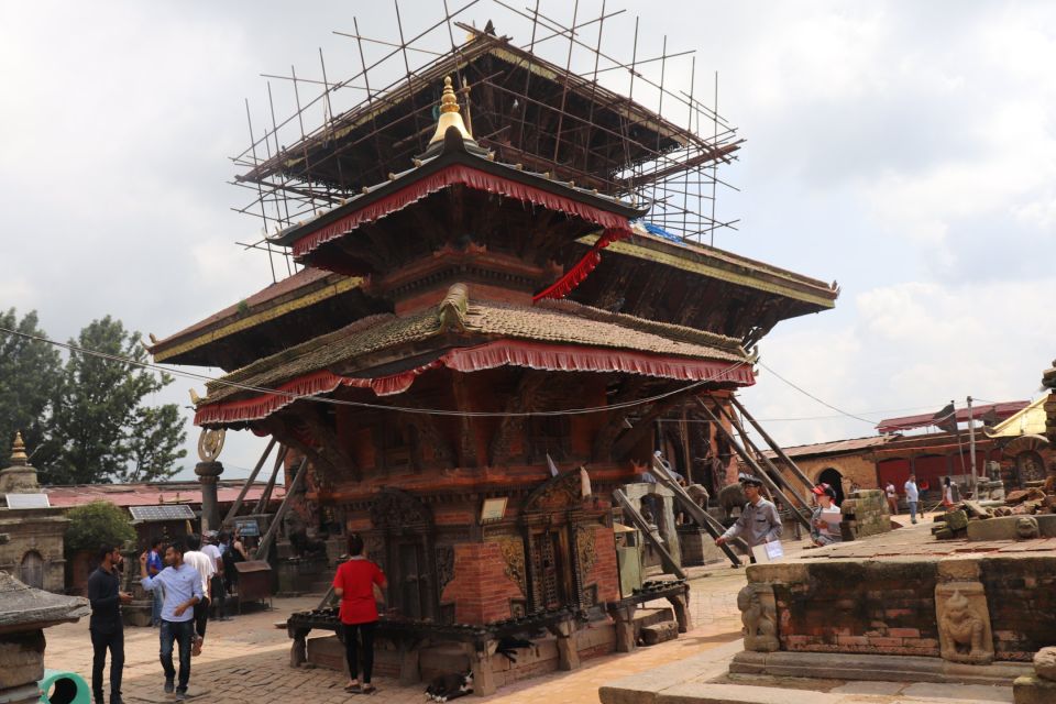 Nagarkot Sunrise With Changu Narayan and Bhaktapur Day Tour - Changu Narayan Temple: what you’re really looking for at UNESCO site 1