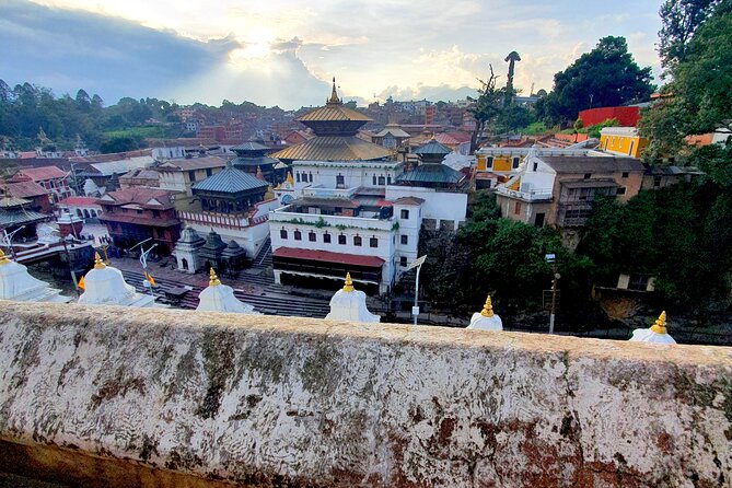 Pashupatinath Temple, Hindu Crematorium and Aarati in-depth Tour - Transportation, group setup, and how the half-day feels