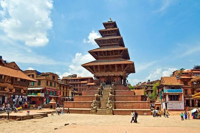 Private Bhaktapur and Nagarkot Day Tour From Kathmandu - Bhaktapur Durbar Square: your 2-hour anchor