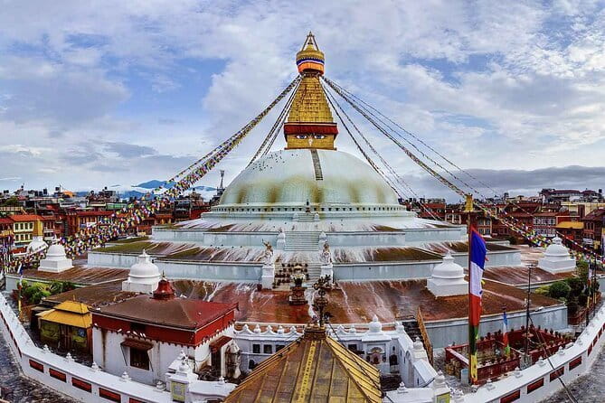 Private Full-Day Kathmandu All 7 UNESCO World Heritage Sites Tour - Swayambhunath Monkey Temple: The Hilltop Opener (45 Minutes, Free Entry)