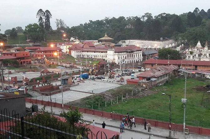 Private Half-Day Tour of Boudhanath and Pashupatinath Temples in Kathmandu - The 10:00am start and 4-hour pacing you’ll feel good about