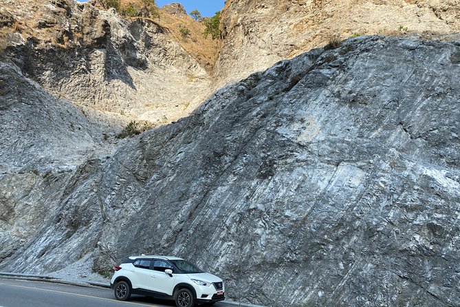 Private Vehicle Intercity Drive in Nepal (Kathmandu - Pokhara - Chitwan) - Kathmandu to Pokhara: Prithvi Highway with flexible stop control