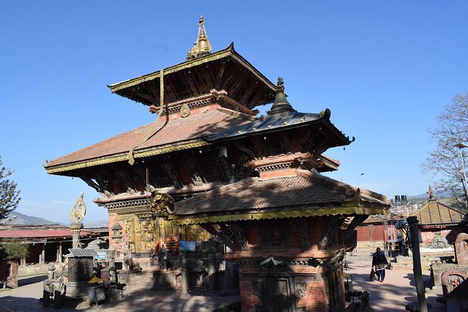 UNESCO Seven World Heritage Tour in Kathmandu - Bhaktapur Durbar Square in One Run: Nyatapola, Dattatreya, 55 Windows, and Siddha Pokhari